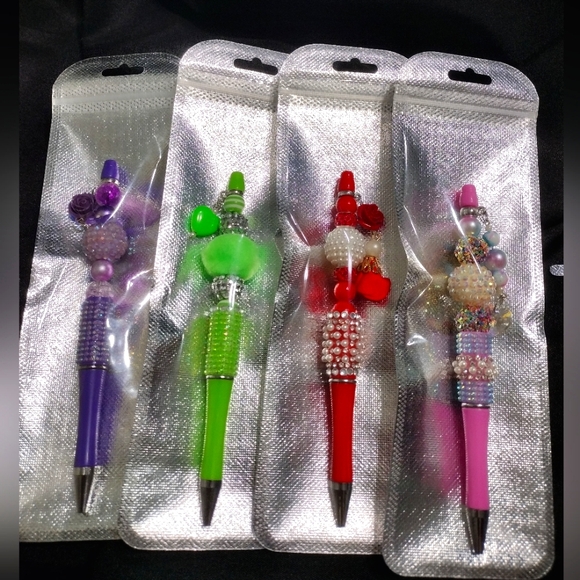 Handmade Refillable Bling Pens - Picture 1 of 7